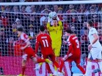 UŽIVO / POLUFINALE BARAŽA ZA SVJETSKO PRVENSTVO U NOGOMETU: Prvi šut na gol Velšana, Demirović je bio u šansi...