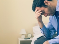 SIMPTOMI KOJE NE SMIJETE ZANEMARITI: Nije riječ samo o jakoj glavobolji već...