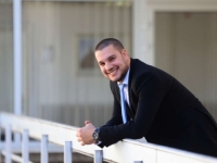 POSLANIK LISTE ZA PRAVDU I RED BAJAGINOM PJESMOM O JOŠ JEDNOJ MINIĆEVOJ OSTAVCI: 'Daj onu 'pada Vlada'...'