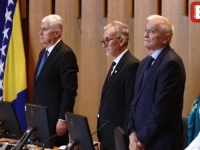 SLIJEDI LI BUNT ZAPOSELNIH U INSTITUCIJAMA BiH: Prevareni, ni budžeta, ni zakona...