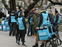 DRAMA ZBOG RADNOG ANGAŽMANA: Dostavljači traže bolje uslove, vlasnici nude...