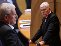 BURNO NA SJEDNICI DOMA NARODA: Šefik Džaferović 'očitao bukvicu' Čoviću