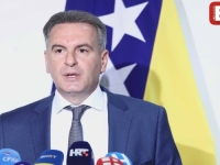 SMAJIĆ REAGOVAO NA DIPLOMATSKI SKANDAL: U čije ime djeluje Zlatko Lagumdžija, Cvijanović ili Bećirovića?