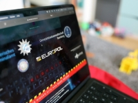 HITNO SE OGLASIO EUROPOL: Razbijena mreža koja je nudila fotografije i snimke seksualnog zlostavljanja djece