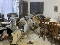 KRUŽI NEVJEROVATNA FOTOGRAFIJA: Pogledajte šta se nalazi u sredini ovog dnevnog boravka u Izraelu