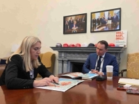 ŠTA TO POKAZUJE NA KARTI BiH?: Željka Cvijanović ponovo u Bijeloj kući, razgovarala sa Jarrodom Agenom (FOTO)