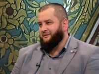 SELEFIJSKI PREDAVAČ IZAZVAO BIJES NA DRUŠTVENIM MREŽAMA: Usred izraelskih napada na Iran poručio da Iranci nikada nisu istinski primili islam (VIDEO)