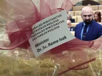 PENDREK-TORTA: Od Duška Zgonjanina do Rame Isaka: Slatke tajne televizijskih polit-komesara (VIDEO)