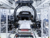 ZAPAD JE U VELIKIM PROBLEMIMA: Zbog napada na Iran kompanije na dalekom istoku se okreću Rusima?