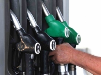 NA BENZINSKE PUMPE U NJEMAČKOJ STIŽE NOVI BENZIN: Evo u čemu je razlika...