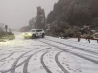 JAKA OLUJA POGODILA POPULARNU TURISTIČKU DESTINACIJU: pao i snijeg, proglašeno vanredno stanje (FOTO, VIDEO)