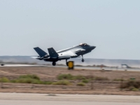 IRANCI OBJAVILI SNIMAK KOJI JE UZDRMAO AMERIČKU VOJSKU: Dopisnik iz Pentagona sve otkrio - 'Pilot je teško povrijeđen, a avion još dugo...' (VIDEO)