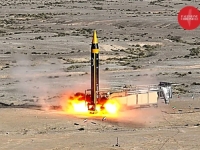 DO SADA NIJE VIĐENA U AKCIJI: Iran lansirao super-tešku raketu Khorramshahr-4, tonu i pol eksploziva nosi bojeva glava! (VIDEO)
