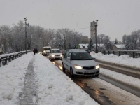 USK POD SNIJEŽNOM OPSADOM: Snijeg lomio betonske stubove, 50.000 ljudi u mraku