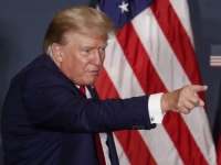 ZA I PROTIV TRUMPA: Mi nemamo moć da zaustavimo zločine, ali imamo obavezu da sačuvamo dostojanstvo!