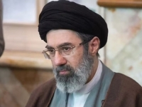 DINASTIJA HAMENEI SE NASTAVLJA: Da li je Revolucionarna garda telefonskim pritiscima postavila Mudžtabu na tron Irana?