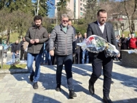 GRADONAČELNIK CAZINA NERMIN OGREŠEVIĆ NA OBILJEŽAVANJU DANA NEZAVISNOSTI: 'BiH je bila i ostaće naš najveći emanet' (FOTO)