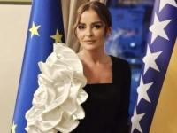 MIRELA NA PUTU: Nakon masakra nad 150 iranskih djevojčica Bećirovićeva supruga na Melanijinom skupu o pravima djece