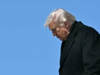 STRUČNJACI ANALIZIRALI TRUMPOVO MAHNITANJE: 'On je maligni narcis, ali možda ima i najopasniju vrstu demencije!'