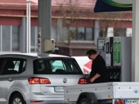 HAOS NA PUMPAMA U SUSJEDSTVU: Cijene skočile, razlike i do 36 centi, ograničava se i kupovina goriva