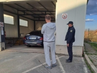 'ZATVORILI SU NAS BEZ OBJAŠNJENJA': Stanivuković ponovo zadržan na granici sa Hrvatskom