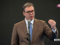 VUČIĆ U PANICI: 'Svijet je poludio, idemo ka opštoj katastrofi'
