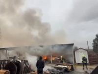 VATROGASCI NA TERENU: Gori skladište u Širokom Brijegu