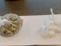 UHAPŠENA DVA DILERA: Oduzeta droga i falsifikovani novac