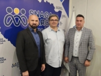 POJAČANJE KOD RAME ISAKA: Bivši dekan ASU Faruk Lončarević postao član Snage naroda