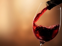 SVE SE MIJENJA IZ TEMELJA: Evropsko vino, čokolada i automobili postaju jeftiniji u ovoj zemlji...