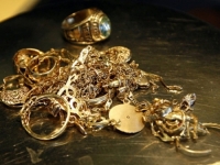 RIJEŠENA HISTORIJSKA PLJAČKA: Uhapšen lopov koji je iz zlatare odnio nakit vrijedan 500 hiljada eura