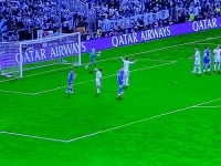 UŽIVO / FINALE BARAŽA ZA SP; BOSNA I HERCEGOVINA - ITALIJA 0:1: Memić u velikoj prilici, ide lopta preko gola...