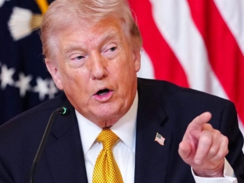 'JEDAN, DVA, TRI': Trump razmatra tri scenarija za kopnenu operaciju