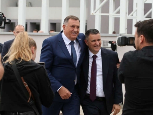 OD 'PARTIJSKOG VOJNIKA' DO 'LICEMJERA': Da li Vlado Đajić postaje nova politička prijetnja SNSD-u?