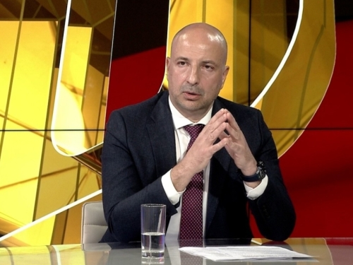 ZAMJENIK GLAVNOG TUŽIOCA BiH DŽERMIN PAŠIĆ: 'Sklonili su me jer sam vidio previše, ovako Kajganić krije predmete u ladicama' (VIDEO)