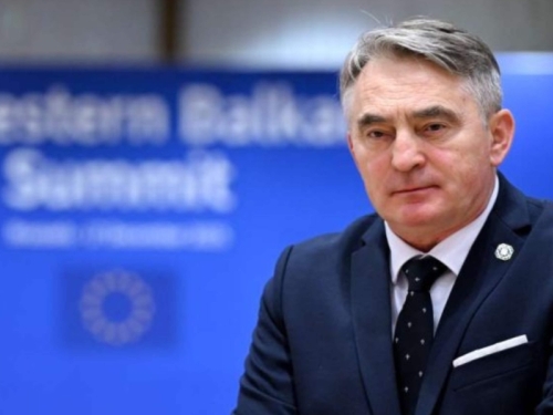 'SB' INTERVJU / ŽELJKO KOMŠIĆ, PREDSJEDAVAJUĆI PREDSJEDNIŠTVA BiH: 'Bježeći od 'ruske', dotrčali su na 'listu Benjamina Natanyahua'. TO JE NEČASNO!'