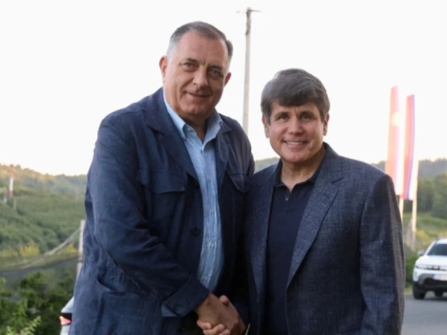 DODIKOV LOBISTA ŠIRI JEZIV PROPAGANDNI MATERIJAL PROTIV BOŠNJAKA: Traži reakciju Rubia i Vancea