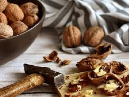 MNOGI NE ZNAJU PREDNOSTI OVOG JEZGRASTOG VOĆA: Pomažu u pamćenju i razvoju mozga