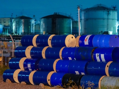 POKUŠAVAJU SPRIJEČITI HAOS NA TRŽIŠTU: U promet pušteno 30 miliona litara goriva iz rezervi, zabranjen izvoz