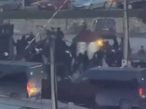 HAOS U NOVOM PAZARU: Bakljada, tuče i opsadno stanje nakon pobjede Crvene zvezde