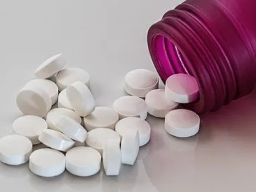 MINERAL KOJI JE PRIJEKO POTREBAN, NO TREBA BITI OPREZAN:  Evo ko ga i kako može piti...