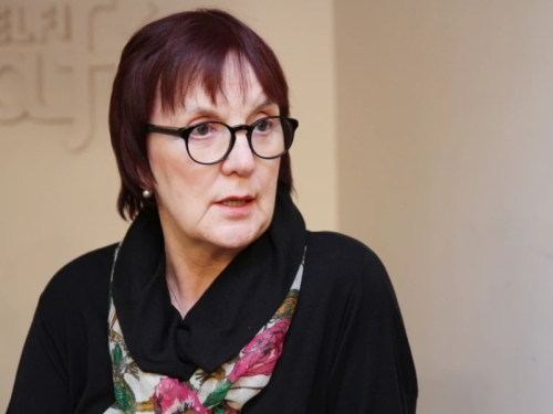 VEDRANA RUDAN U SVAĐI SA SINOM, NEĆE GA NI NA SAHRANU: Književnici ljekari rekli da ima tri mjeseca života - 'Odlučila sam, nećeš dobiti ni komadić kuće'