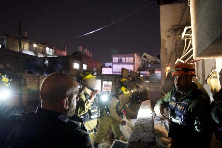 ŽESTOKI UDARI IRANA NA IZRAEL: Ruševine, plamen, dim na ulicama Tel Aviva (FOTO + VIDEO)