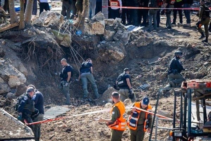 IRANCI 28. NOĆ NA ULICAMA: Ogromna podrška vojsci i jedinstvo, dok se napadi na tu državu nastavljaju (VIDEO)