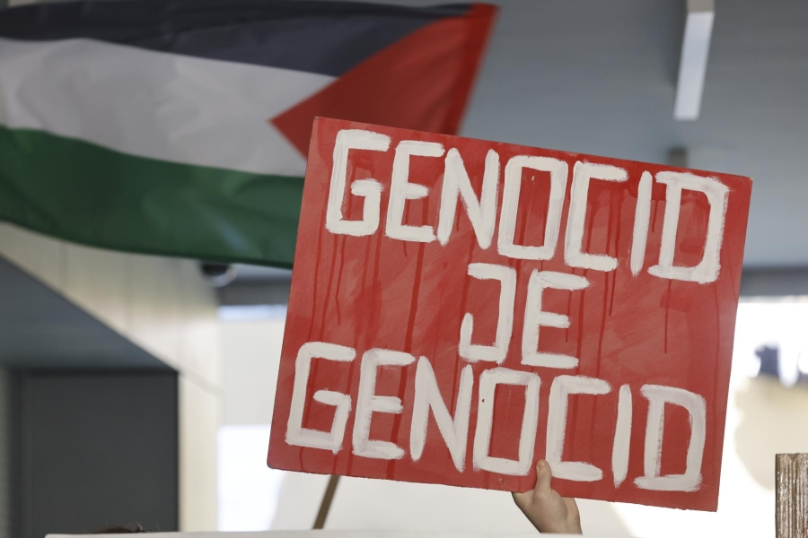 HAOS U ZAGREBU ZBOG NETANYAHUOVOG BRATA: Stigla i policija (FOTO)