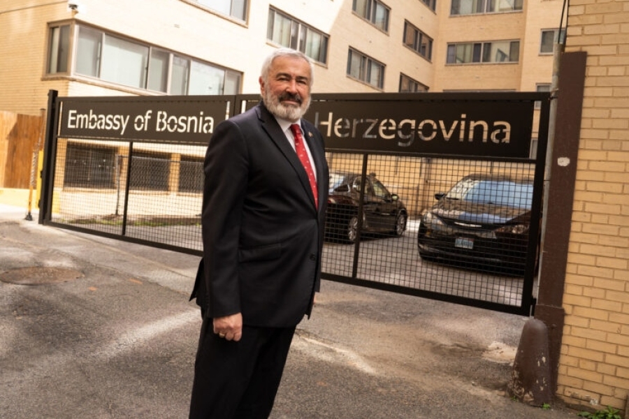 SVEN ALKALAJ ZA AMERIČKE MEDIJE: 'OHR je prepreka za EU, a NATO ostaje nedostižan san'