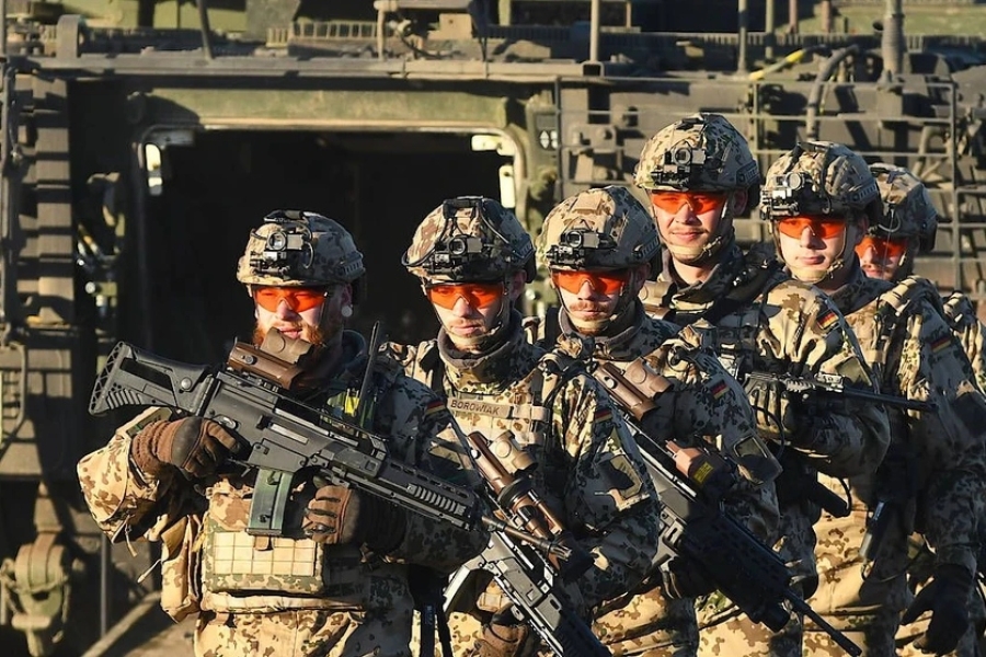 NJEMAČKA SE SPREMA ZA VELIKI RAT: Berlin otkrio plan 'ODGOVORNOST ZA EVROPU' – vojska raste na 460.000 ljudi, pazite šta su sve spremili