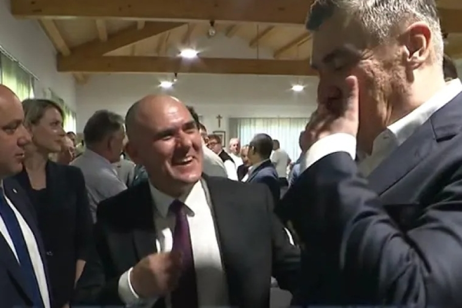 SKANDAL U MIKANOVCIMA: Zoran Milanović šokirao prisutne pozdravom zastupniku - 'Gdje si, ustašo!'