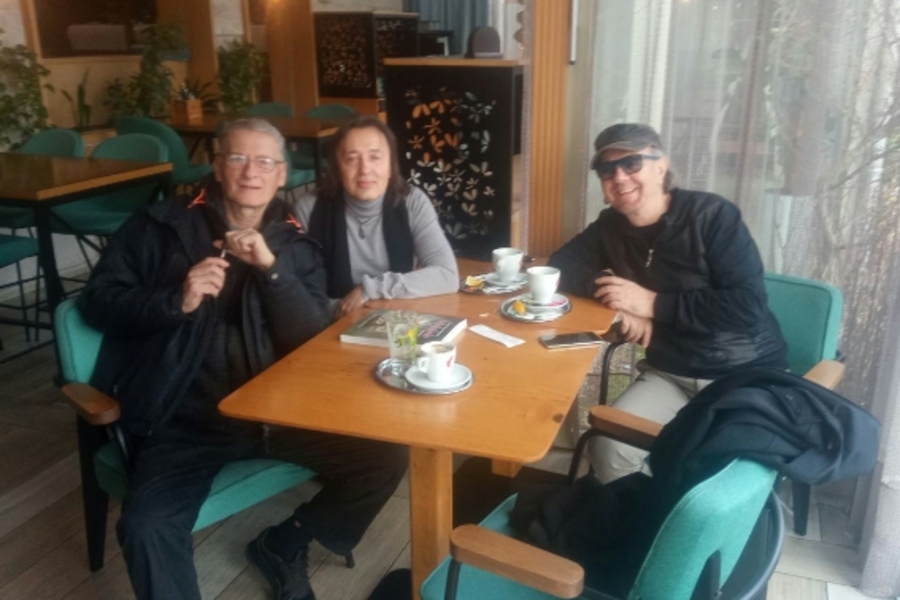 KOLEGE SU SHRVANE BOLOM: Umro jedan od osnivača Divljih jagoda