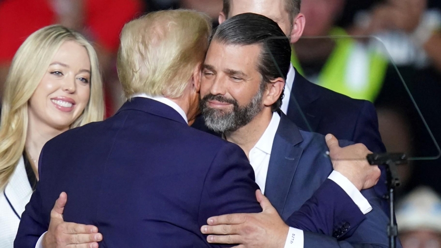 CIJENA PRAVA SITNICA: Dolazak Trumpa Juniora moguće je i platiti